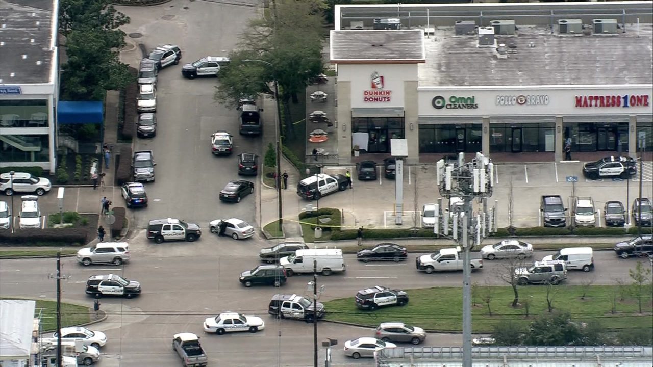 Dunkin' Donuts manager, husband killed in apparent...